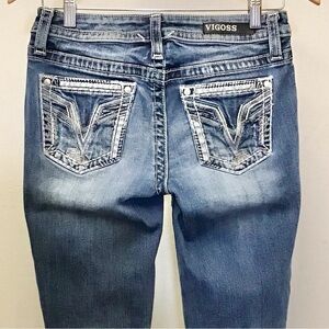 Vigoss 2 Capri Jeans Heritage Fit Stretch Low Rise Embroidered Logo Cropped